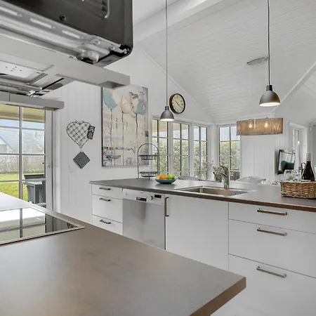 Amazing In With Kitchen