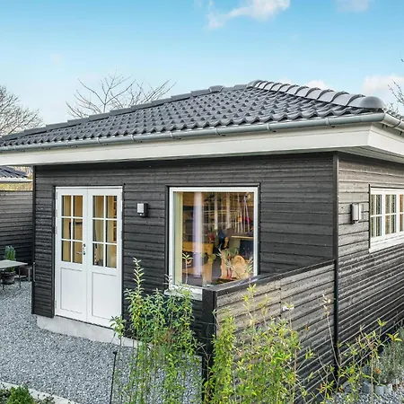 Amazing In With Kitchen